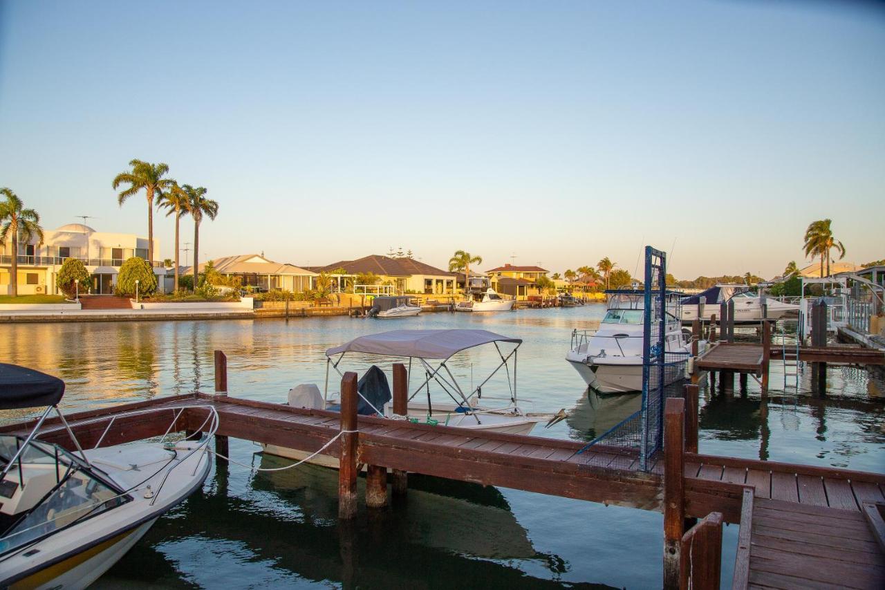 Waterside Canal Dreams Mandurah Exterior photo